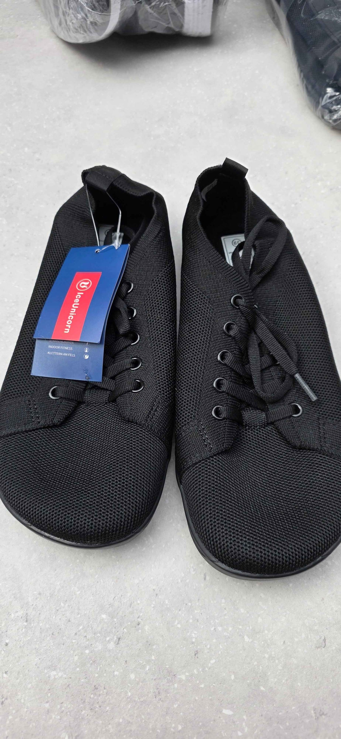 IceUnicorn Water Shoes Unisex Beach Shoes Barefoot Shoes