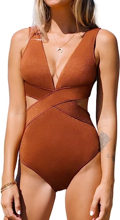 CUPSHE One Piece Swimsuit for Women Halter Bathing Suit V Neck Cutout O Ring Che