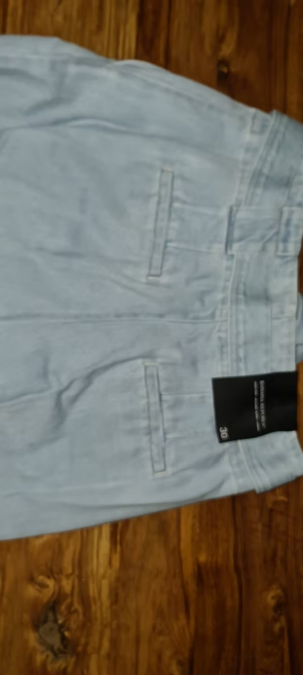 Banana Republic Relaxed Taper Jeans, light Blue, 30 Waist, Long (Last Pair)