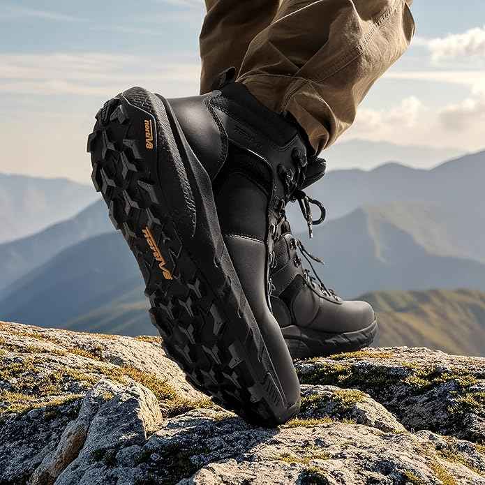 Nortiv 8 Black Walking Boots Size 7.5