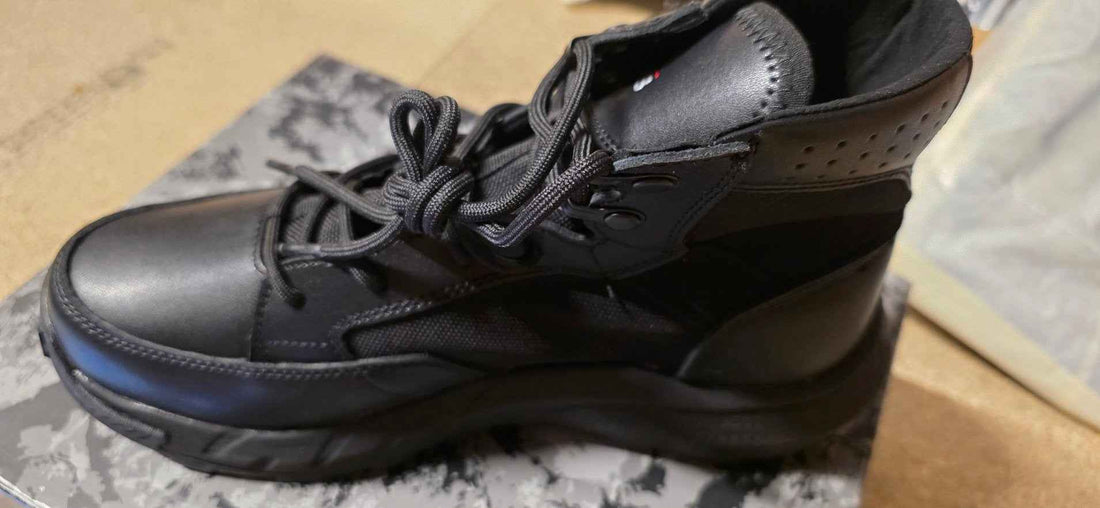 Nortiv 8 Black Walking Boots Size 7.5